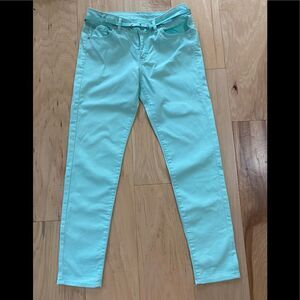 ELLE seafoam green stretchy skinny jeans. Excellent condition. Size 4.